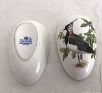 Lid removed and base showing Coalport backstamp