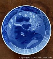 Front view of Royal Copenhagen 1931 Christmas plate