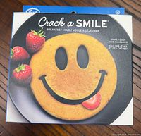 Retail box for Crack a Smile breakfast mold
