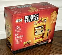 Front of sealed LEGO 40540 BrickHeadz box showing branding and piece count.