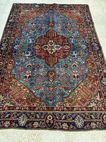 Full view of the Tabriz carpet