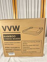 Closed VVW branded box with product details