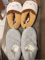 Overview of both slipper pairs