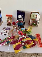 All items in lot displayed