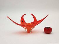 Front view of centerpiece bowl and small round piece