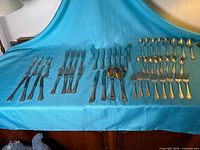 Full set laid out showing all 40 pieces