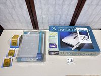 Rotary trimmer, four blade cartridges, boxed guillotine trimmer