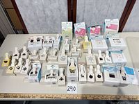 Full lot of approx. 38 Martha Stewart paper punches on table