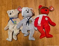 Front view of three Ty bears