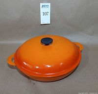 Dutch oven with lid closed
