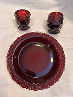 Overall view of pie plate, sugar bowl and tumbler