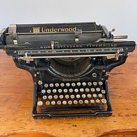 Front view of Underwood No. 3 typewriter showing keys, carriage and branding