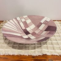 Top view of mauve and cream plaid patterned bowl
