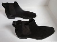 Left and right side view of both boots