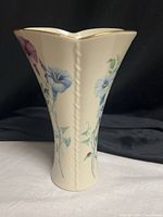 Front view of Lenox Morningside Cottage flared vase