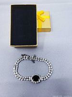 Bracelet front view with box