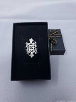 Ring in presentation box, full view