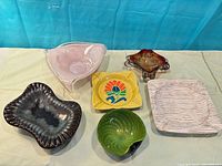 All six ashtrays front view