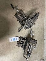 Both cross vises overall view