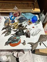 Overview of all figurines on table