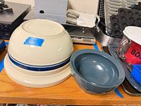 Both bowls on tabletop