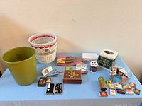 Overview of all items on table