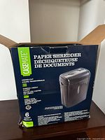 Retail box showing Casemate cross-cut paper shredder, 6-sheet capacity