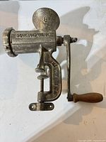 Side view showing Standard-Werk branding, clamp screw, wooden handle, model 8 marking