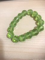 Green bead stretch bracelet