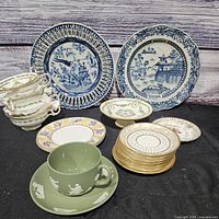 Group shot of entire lot showing all pieces