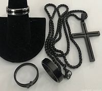 Overview of necklace and rings