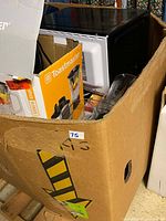Large pallet box with microwave, Toastmaster blender box and loose parts visible