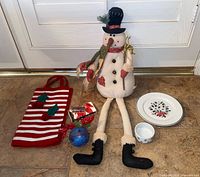 Group shot showing all Christmas decor items together