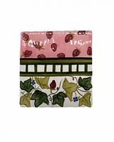 Front view showing complete Summer Terrace pattern and square shape