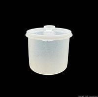 Container with lid assembled, front view