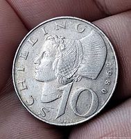 Obverse showing bust, denomination 10, year 1980
