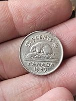 Reverse of 1939 Canada 5 cent coin showing beaver design and date
