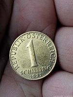 Obverse of 1971 Austria 1 Schilling coin showing numeral 1 and REPUBLIK ÖSTERREICH legend