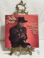 Front jacket with title and artist