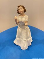 Front view of Royal Doulton Welcome figurine