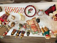 Table overview showing full assortment of Christmas items