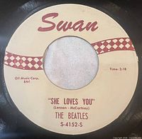 A-side label "She Loves You" Swan S-4152-S white label red print