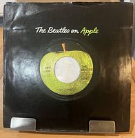 Front of sleeve and record showing A-side label “Hey Jude”