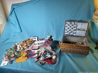 Overall lot with floss, hoops and sewing basket