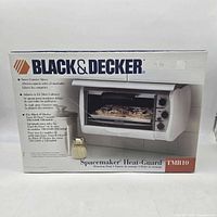 Front view of boxed Black & Decker TMB10 Spacemaker Heat-Guard