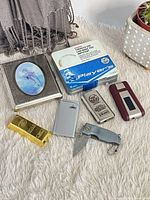 Group shot showing all items in lot