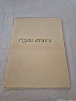 Front cover of "Figura etrusca" portfolio