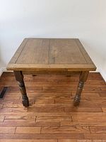 Table top and legs viewed from above