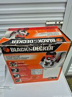 Front of original Black & Decker RP250-CA box