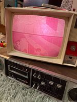 Front view of Show'N Tell screen